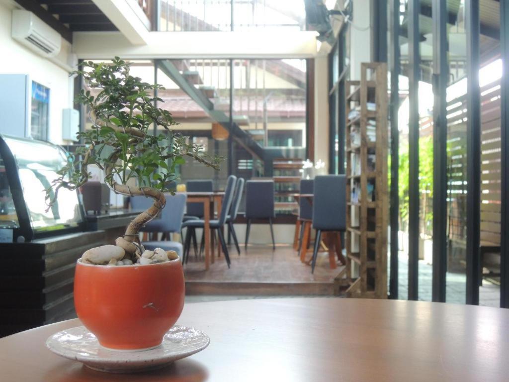 Aiims Tales Canal Boutique House Bangkok Exteriör bild