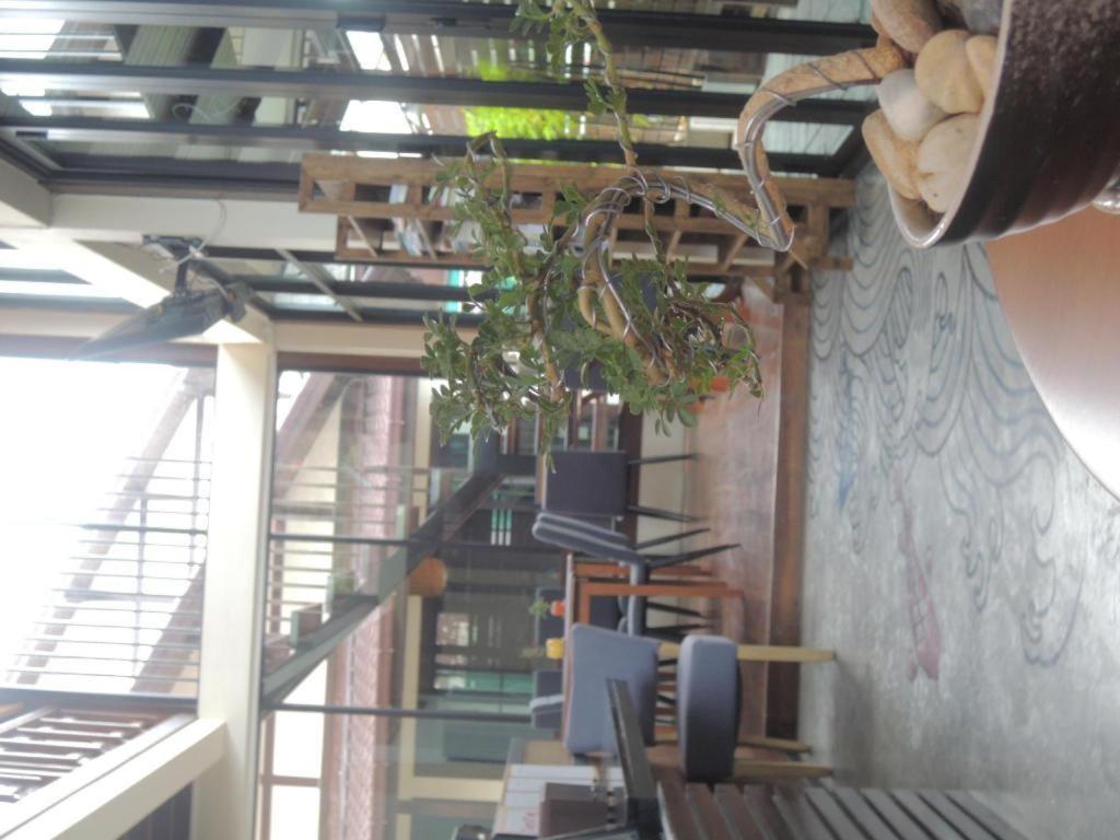Aiims Tales Canal Boutique House Bangkok Exteriör bild
