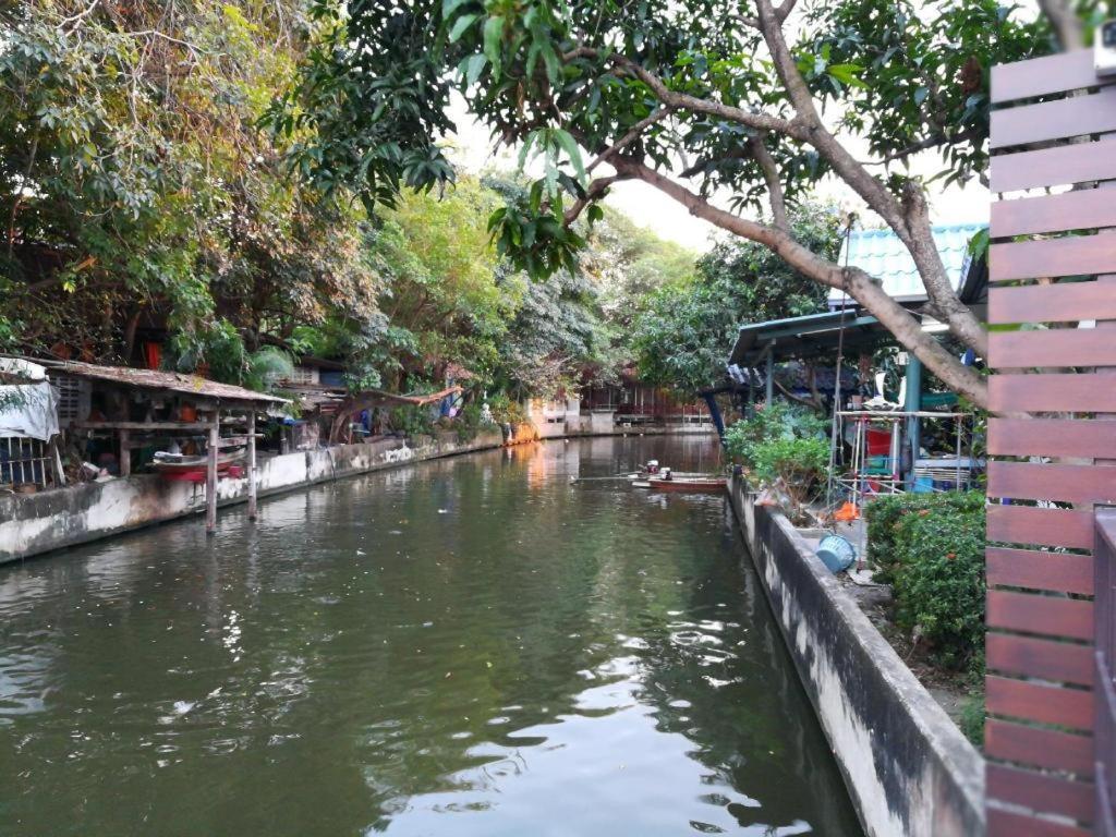 Aiims Tales Canal Boutique House Bangkok Exteriör bild