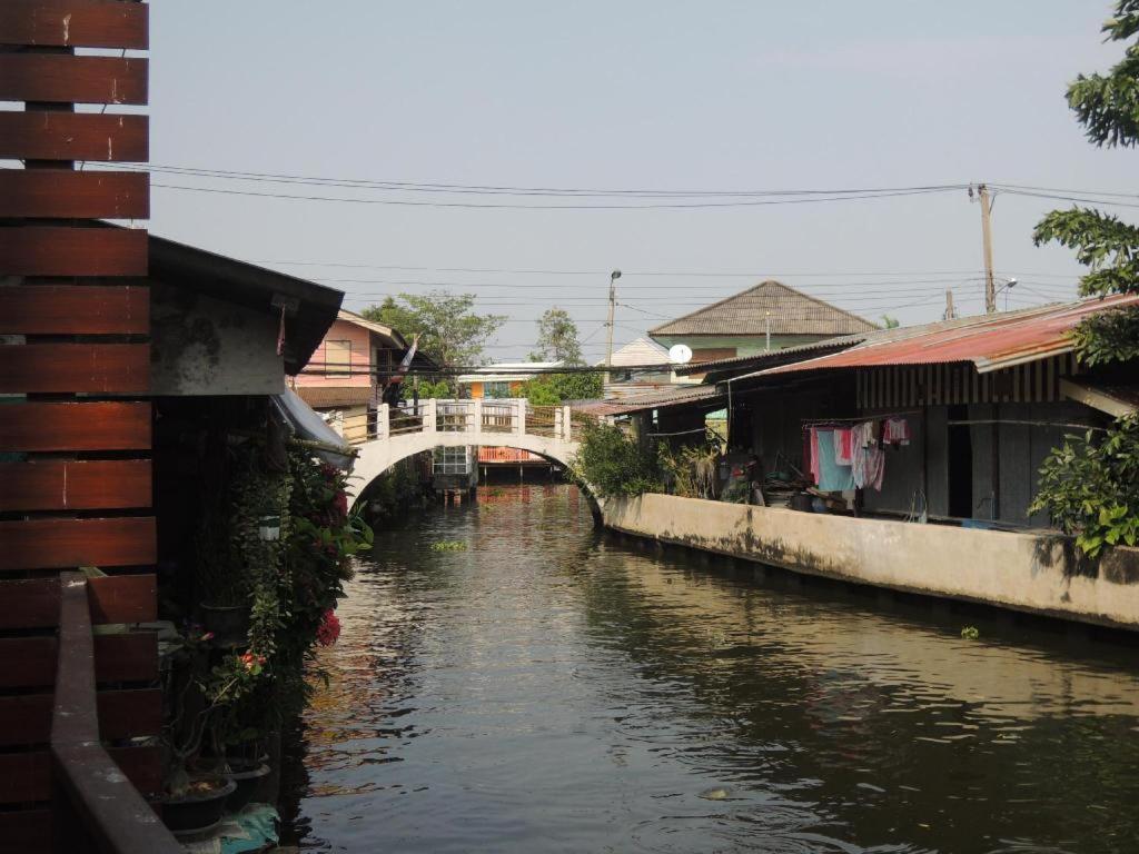 Aiims Tales Canal Boutique House Bangkok Exteriör bild